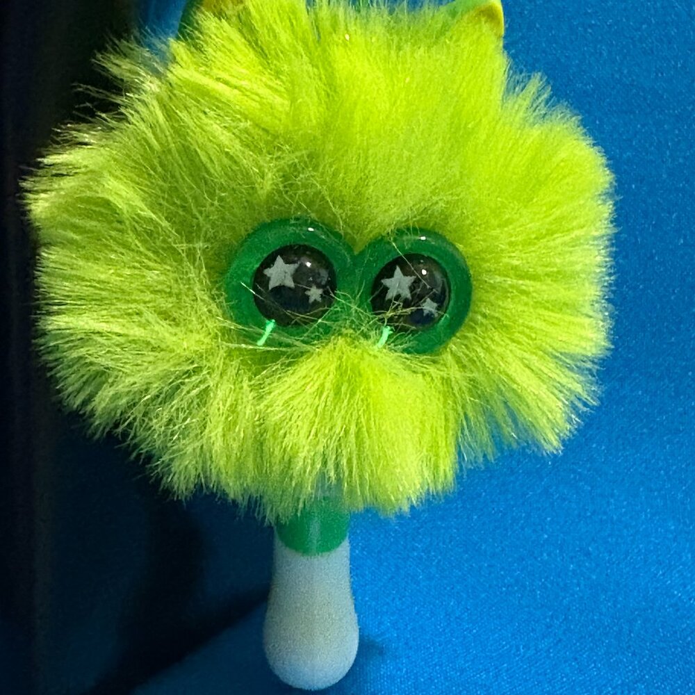 Cute Green Pom Pom Cat Phone Car Pendant Girl Key Chain Handbag Chain New